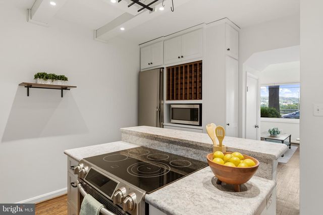1360 L ST SE, Washington, DC 20003