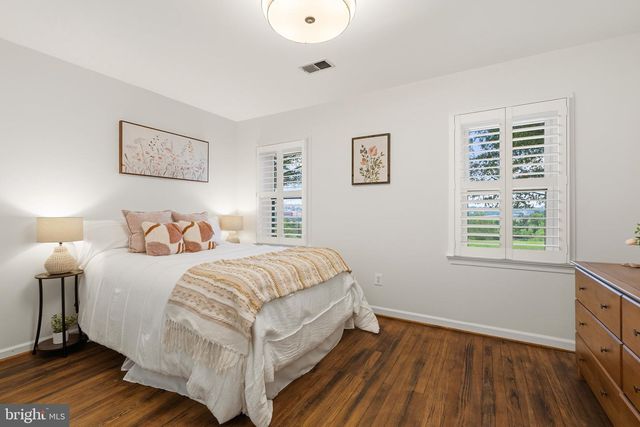 1360 L ST SE, Washington, DC 20003