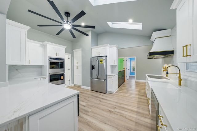 21 Newfoundland Avenue, Huntington, NY 11743