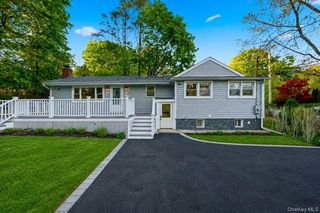 21 Newfoundland Avenue, Huntington, NY 11743
