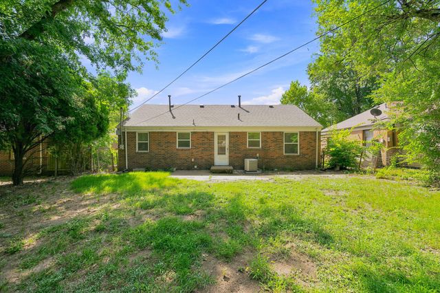641 S Apache Dr, Wichita, KS 67207