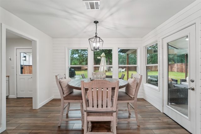 6 Rockingham Place, Conroe, TX 77304