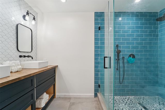 6 Rockingham Place, Conroe, TX 77304