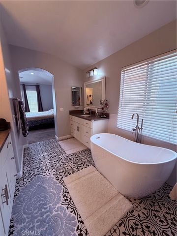 8184 Constantine, Huntington Beach, CA 92646