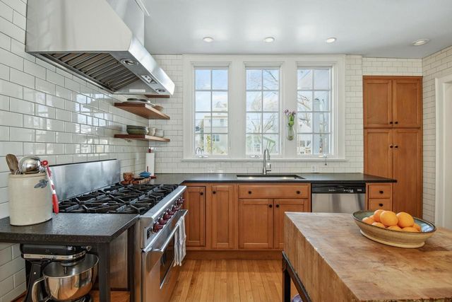 2234 Eton Ridge, Madison, WI 53726