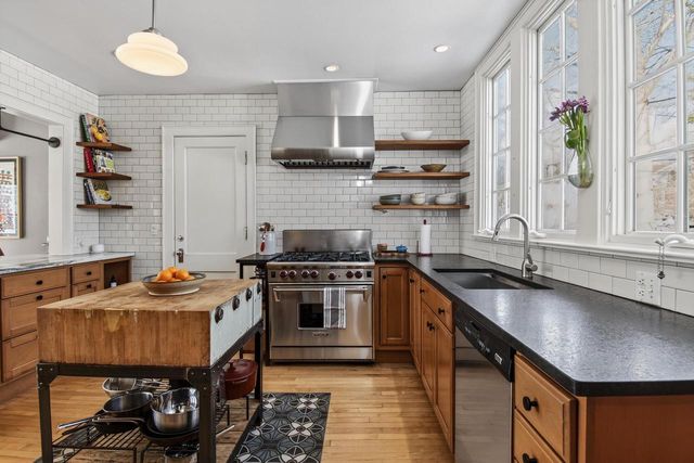 2234 Eton Ridge, Madison, WI 53726