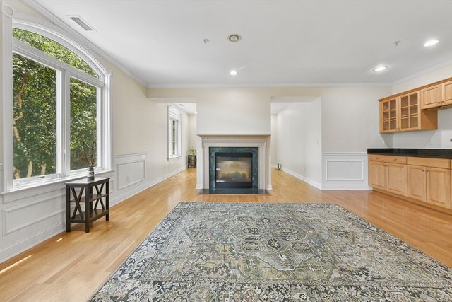 10 Northwood Dr 301, Sudbury, MA 01776
