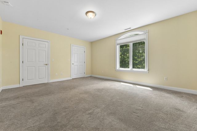 10 Northwood Dr 301, Sudbury, MA 01776