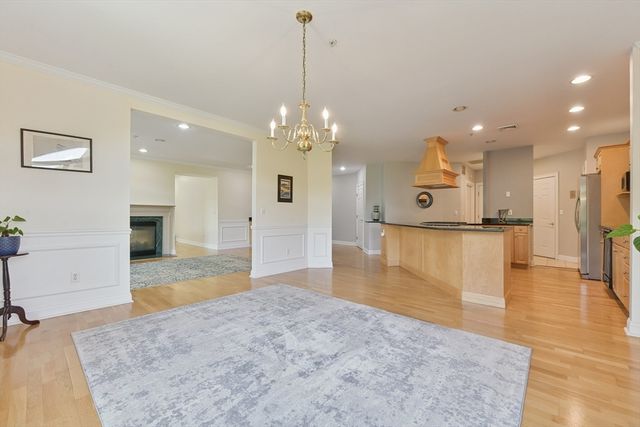 10 Northwood Dr 301, Sudbury, MA 01776
