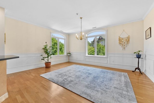 10 Northwood Dr 301, Sudbury, MA 01776