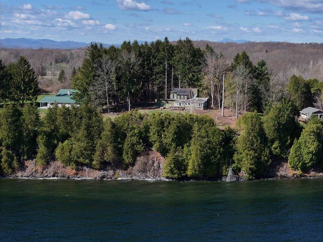 38 Featherbed Lane, South Hero, VT 05486