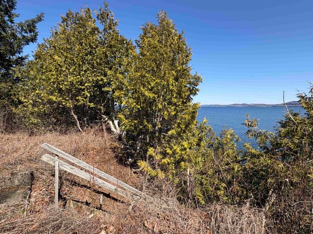 38 Featherbed Lane, South Hero, VT 05486