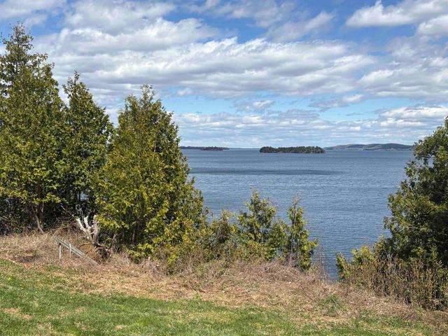38 Featherbed Lane, South Hero, VT 05486