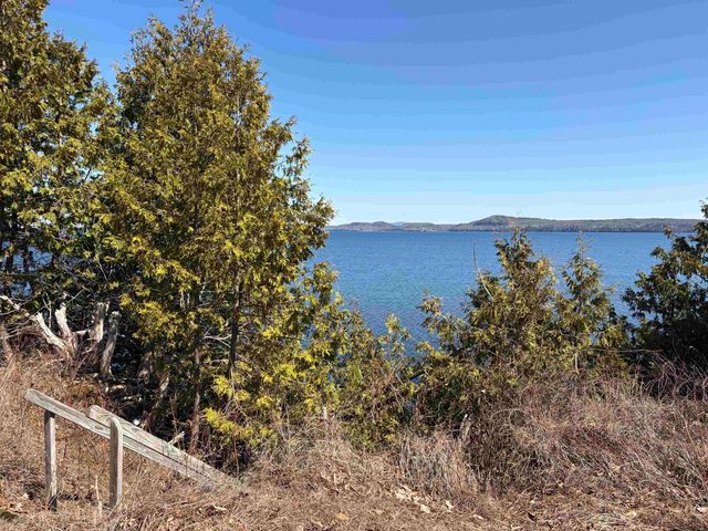 38 Featherbed Lane, South Hero, VT 05486