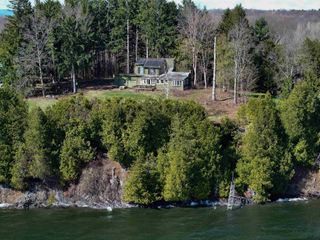 38 Featherbed Lane, South Hero, VT 05486