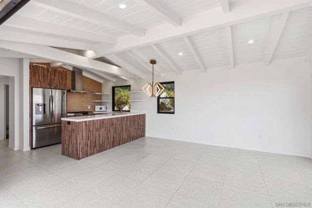 1604-6 San Dieguito Dr, Del Mar, CA 92014