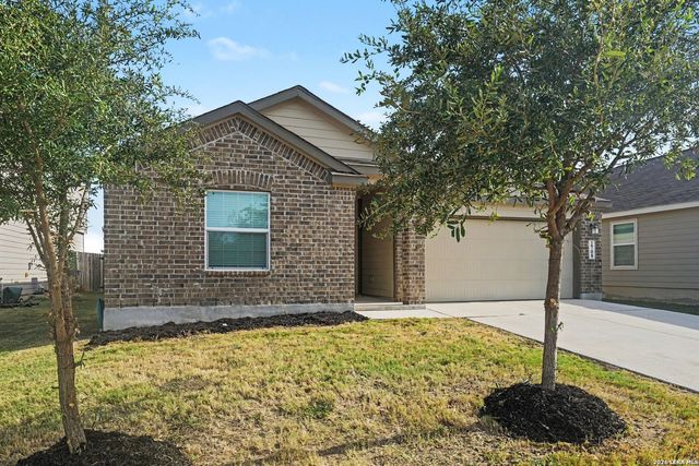 2708 IBERIA CT, Seguin, TX 78155