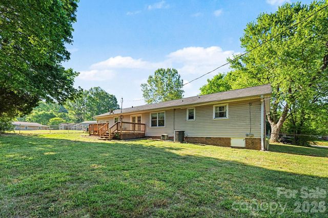 105 Stoneybrook Road, Salisbury, NC 28147