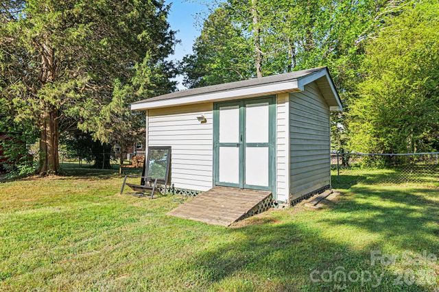 105 Stoneybrook Road, Salisbury, NC 28147