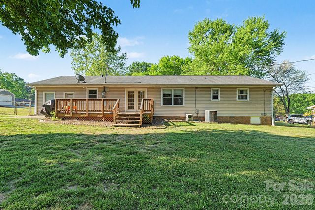 105 Stoneybrook Road, Salisbury, NC 28147