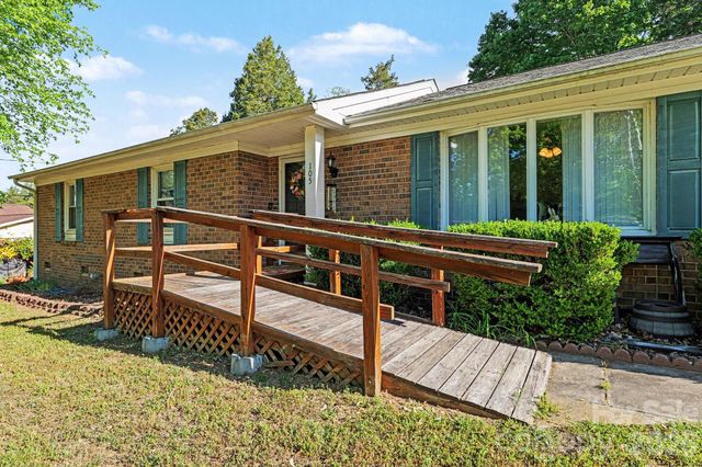 105 Stoneybrook Road, Salisbury, NC 28147