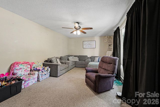 105 Stoneybrook Road, Salisbury, NC 28147