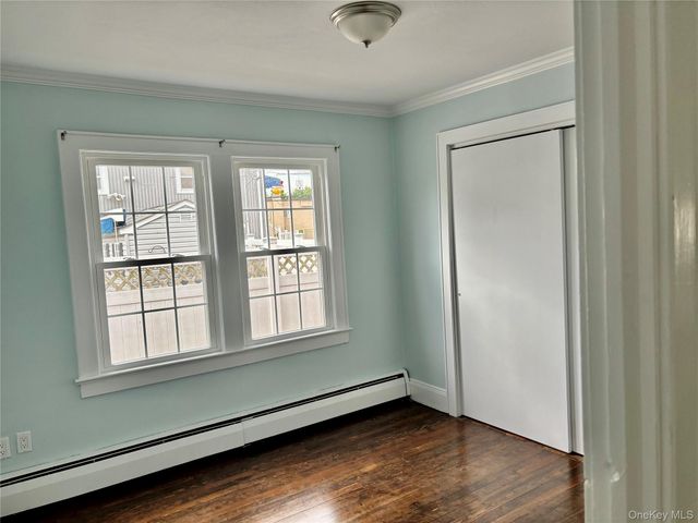 76 Clayton Avenue, East Atlantic Beach, NY 11561