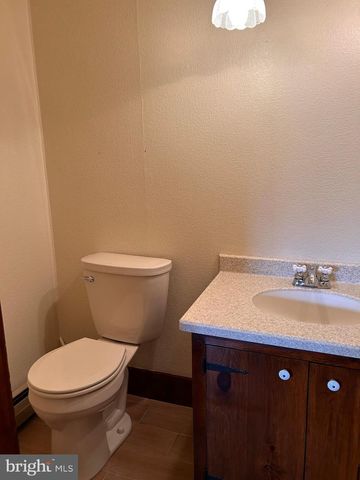 2068 EARLYSTOWN RD, Centre Hall, PA 16828