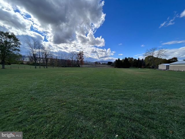 2068 EARLYSTOWN RD, Centre Hall, PA 16828