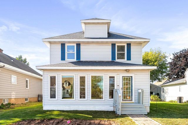 2333 Hammond Ave, Superior, WI 54880