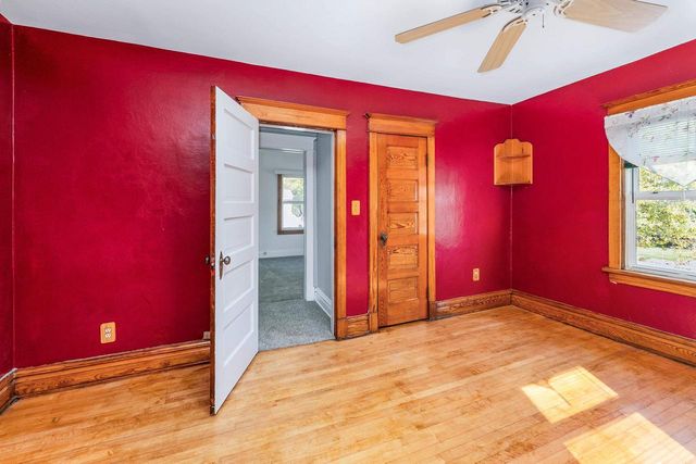 2333 Hammond Ave, Superior, WI 54880