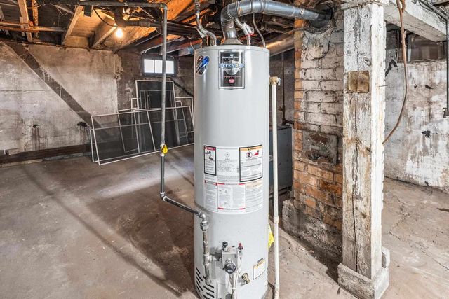 2333 Hammond Ave, Superior, WI 54880