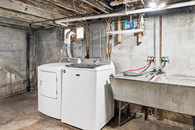 2333 Hammond Ave, Superior, WI 54880