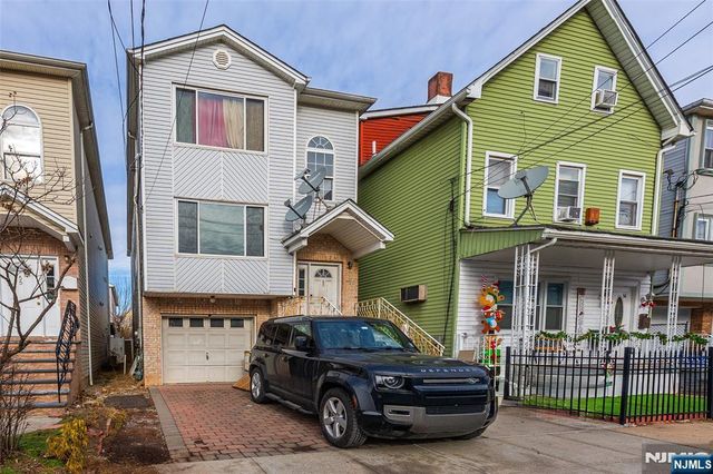 53 S 2nd Street, Elizabeth, NJ 07206