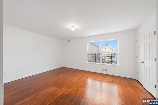 53 S 2nd Street, Elizabeth, NJ 07206