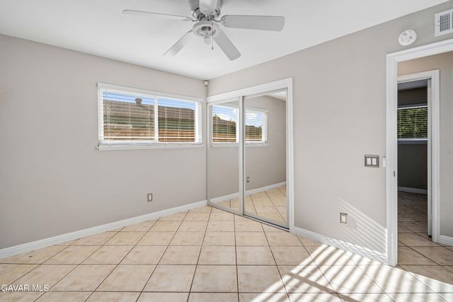2235 W Avenue K 13, Lancaster, CA 93536