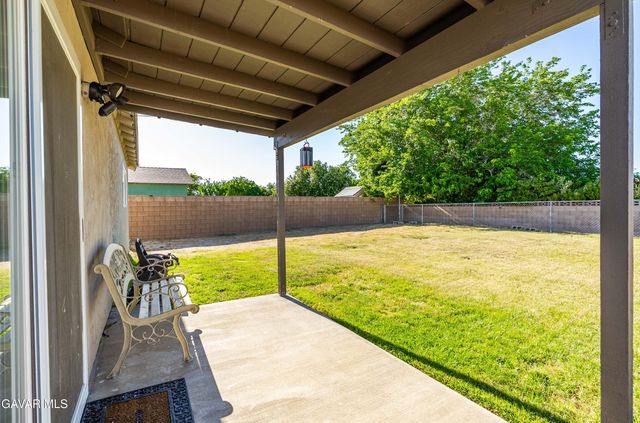 2235 W Avenue K 13, Lancaster, CA 93536