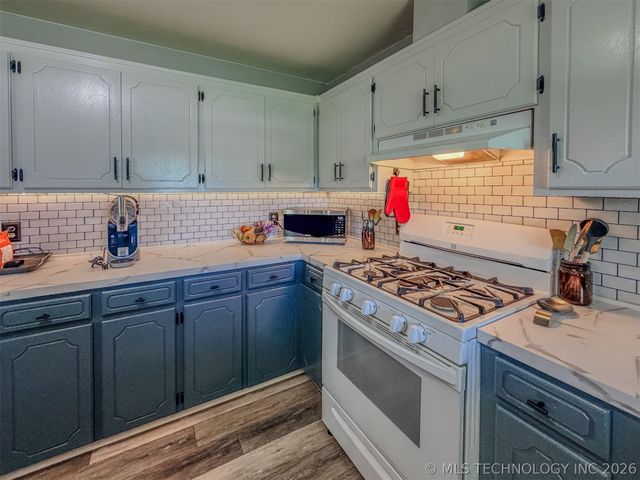 306 E Willis Road, Tahlequah, OK 74464