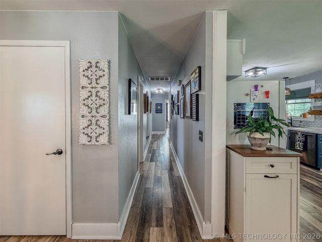 306 E Willis Road, Tahlequah, OK 74464