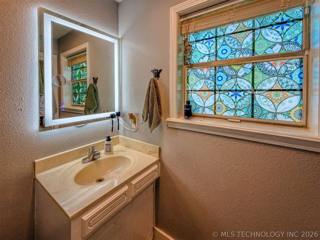 306 E Willis Road, Tahlequah, OK 74464