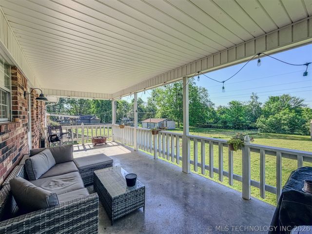 306 E Willis Road, Tahlequah, OK 74464