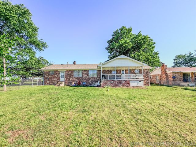306 E Willis Road, Tahlequah, OK 74464