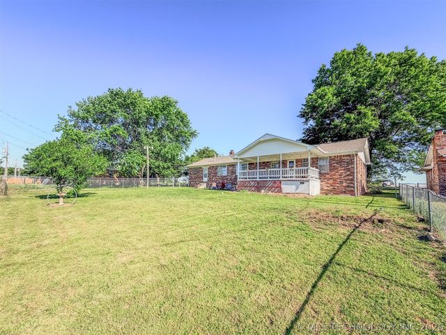 306 E Willis Road, Tahlequah, OK 74464