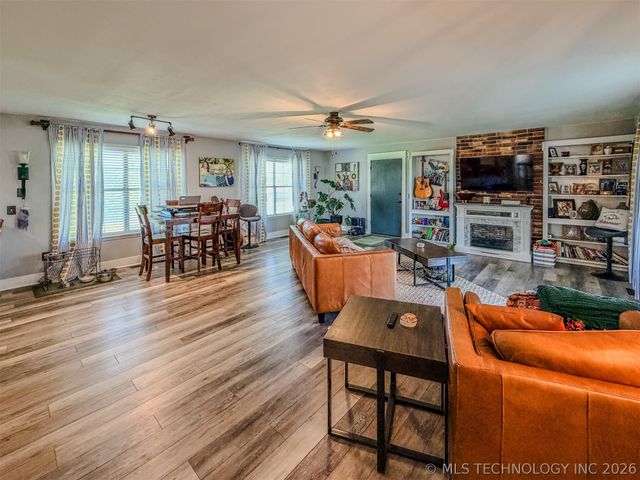 306 E Willis Road, Tahlequah, OK 74464