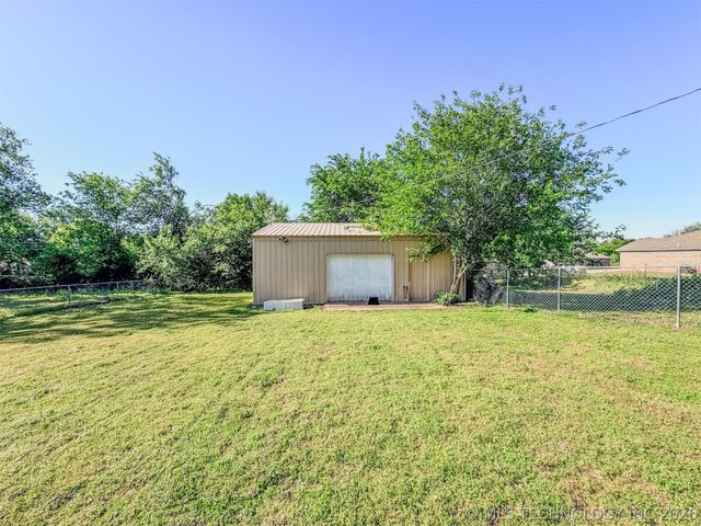 306 E Willis Road, Tahlequah, OK 74464