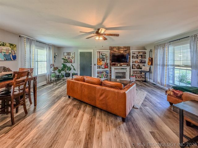 306 E Willis Road, Tahlequah, OK 74464