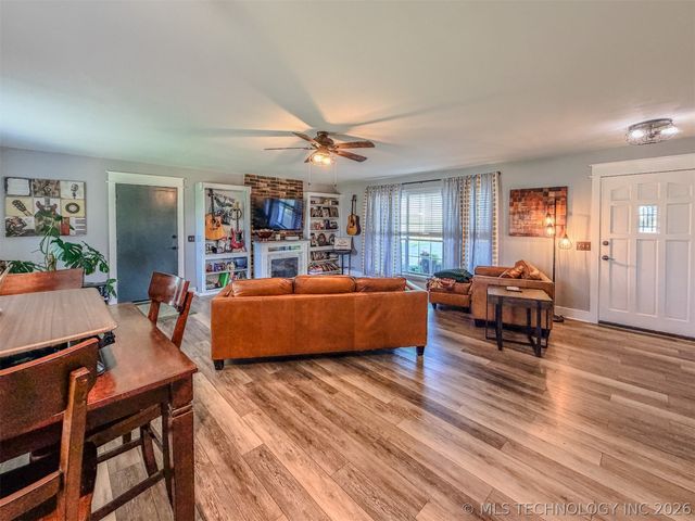 306 E Willis Road, Tahlequah, OK 74464