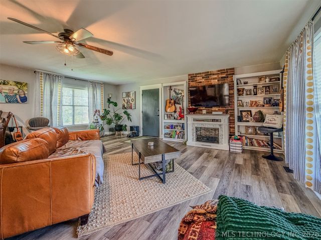 306 E Willis Road, Tahlequah, OK 74464