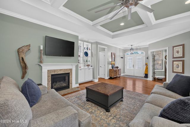 6027 Mount Carmel Parke, Wilmington, NC 28412