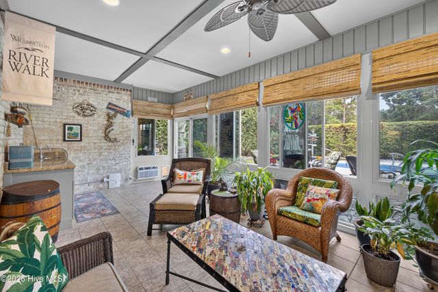 6027 Mount Carmel Parke, Wilmington, NC 28412